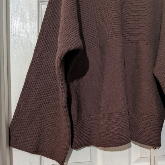 Commense Turtleneck Knit Top and Maxi Skirt Set - Picture 9 of 16